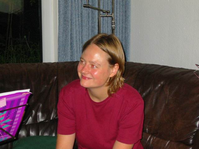 Image 28 of 35  -  40 kB
